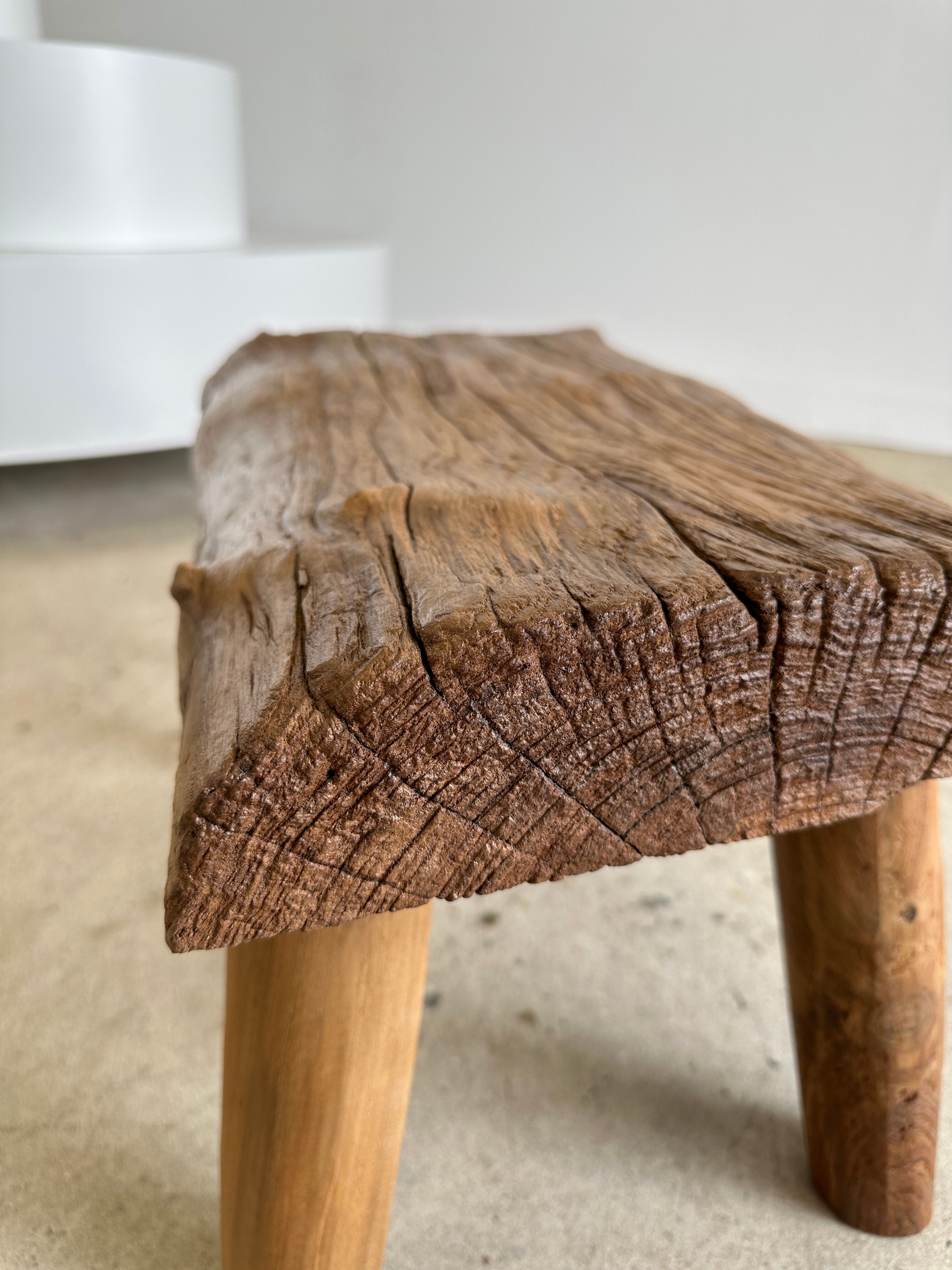 Stool in blond teak