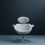 F551 'Big Tulip' by Pierre Paulin for ARTIFORT first edition