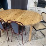 Round table 117cm extendable with a solid pine extension, vintage from the 1970s.