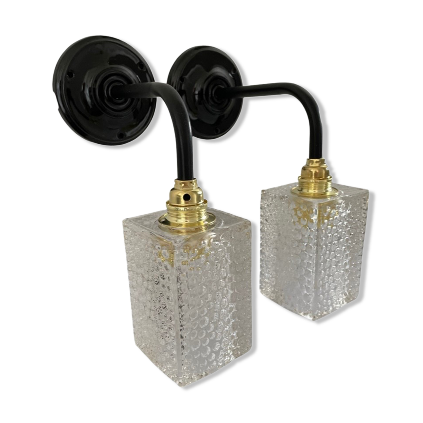 Pair of vintage sconces in electrified electrified glass to nine