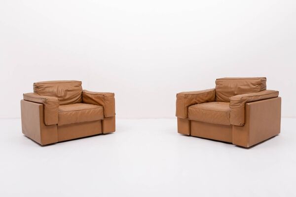 Fauteuils club italiens modernes en cuir cognac