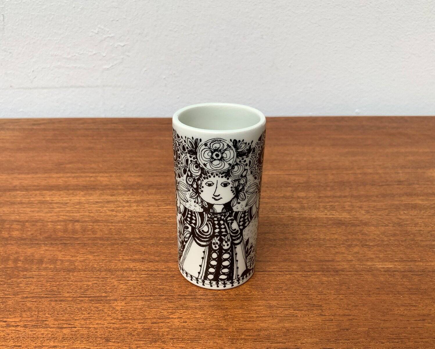 Danish Flora vase from the mid-century by Bjørn Wiinblad for Nymölle Denmark, 1960s.