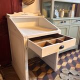 Counter / desk