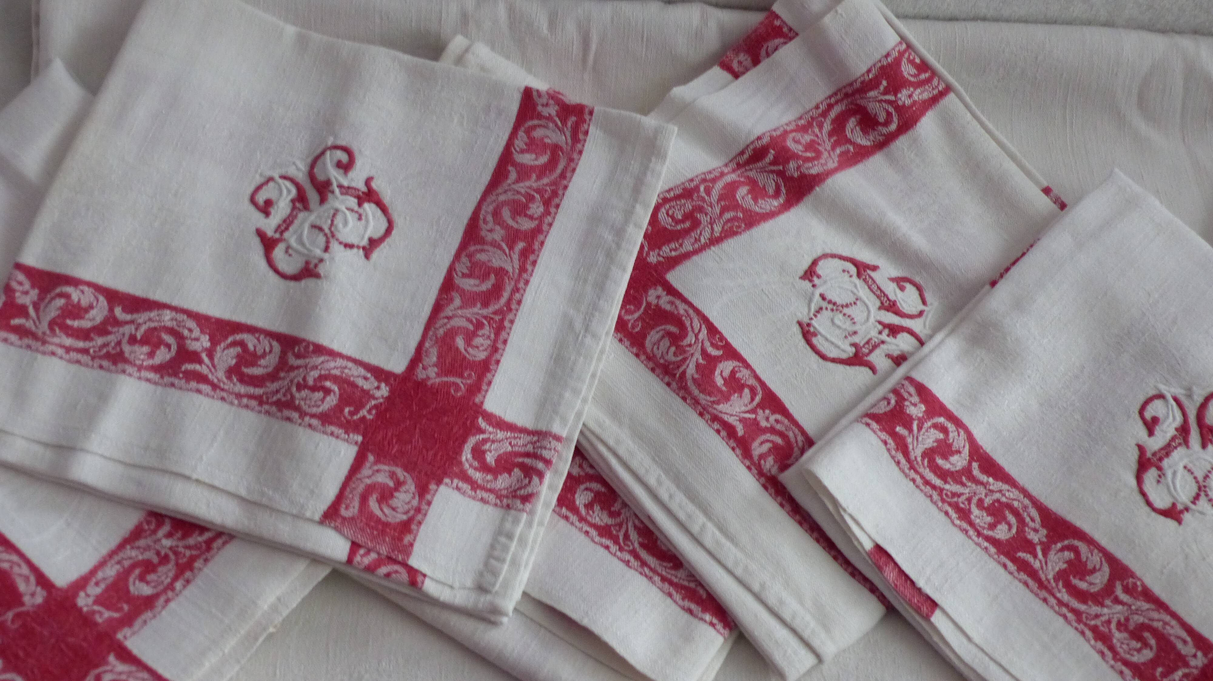 Tablecloth and towels