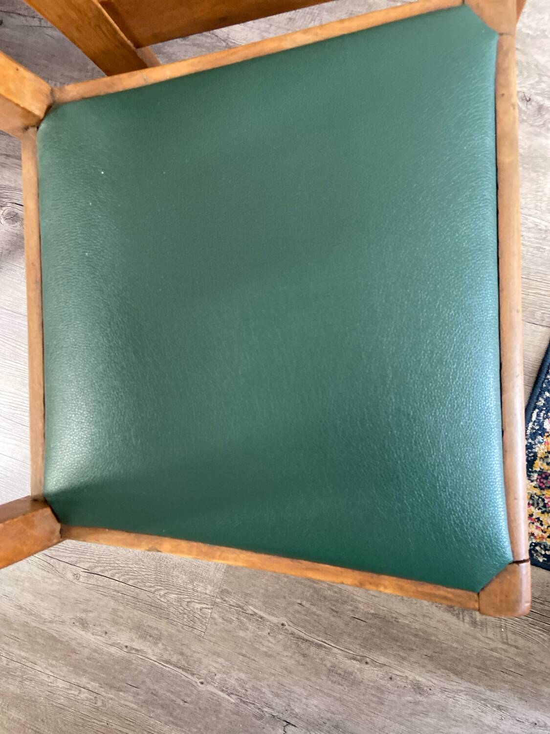 Set of 6 chairs
