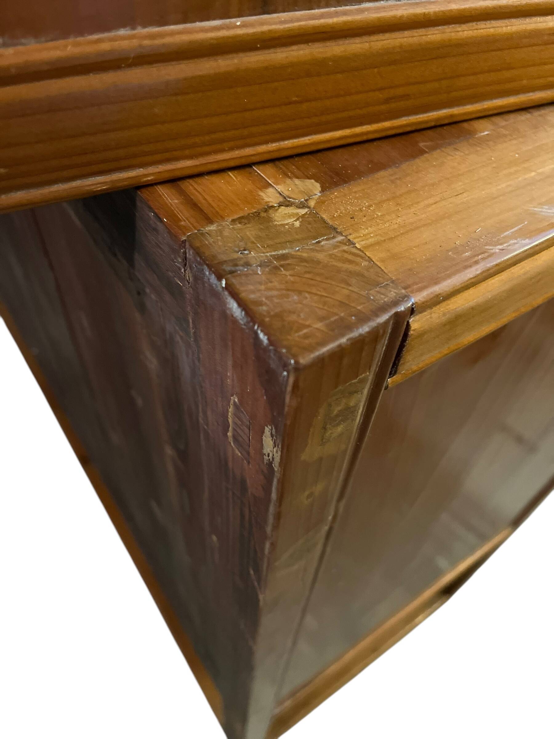 Medicine cabinet - China