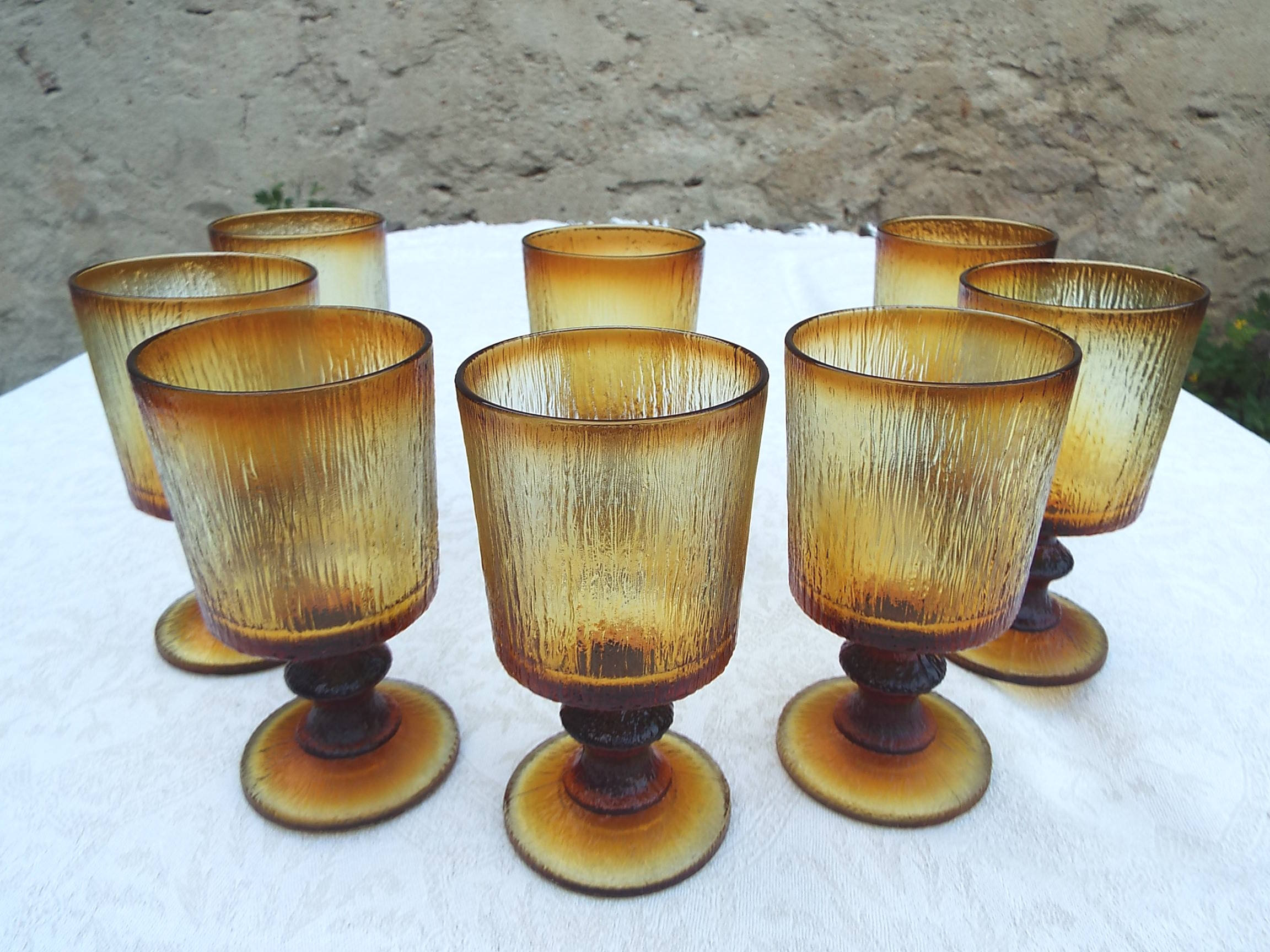 8 amber stemmed glasses