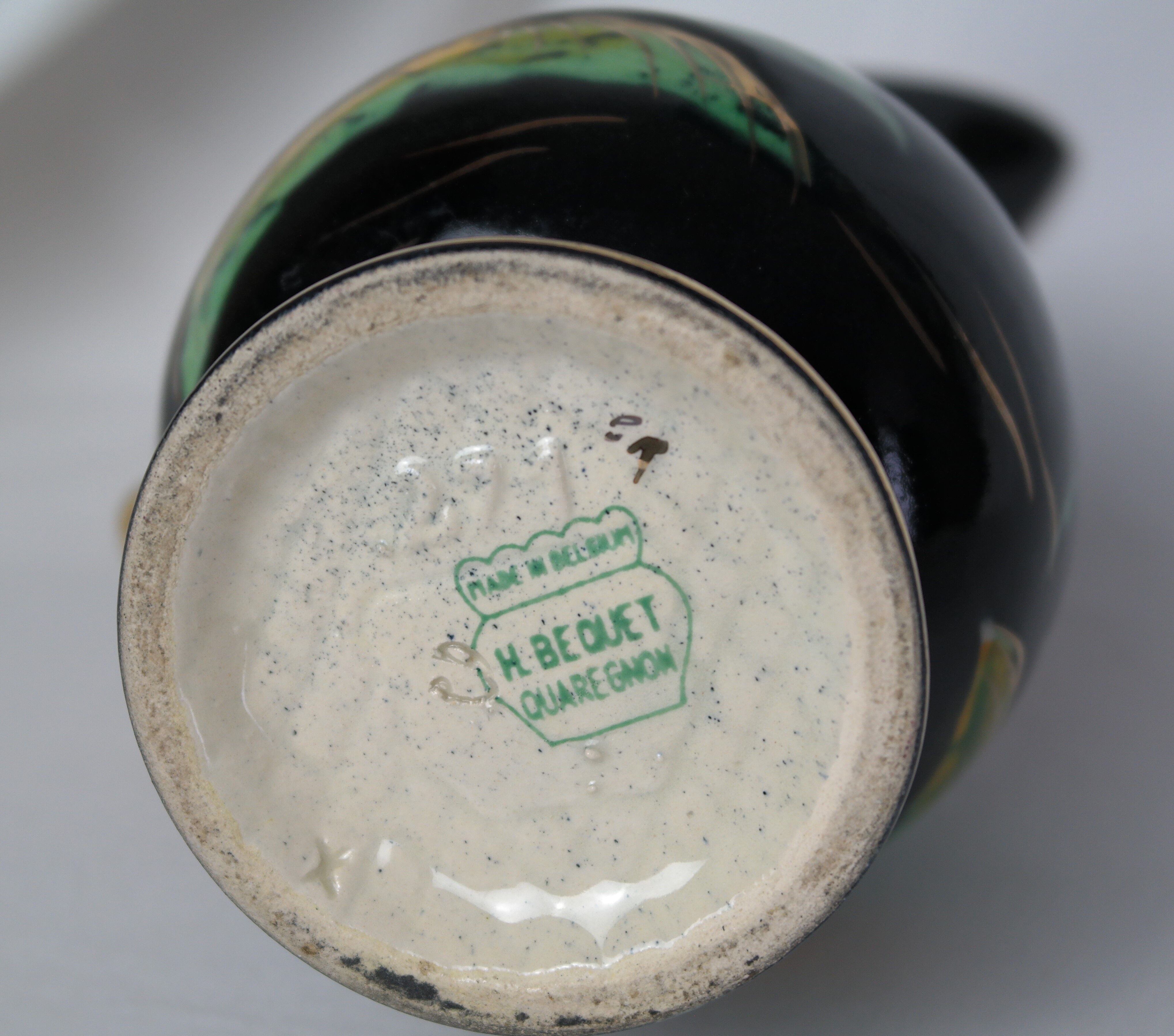 Vintage ceramic needle