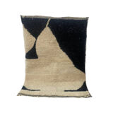 Handcrafted Moroccan Berber carpet 142 x 87 CM