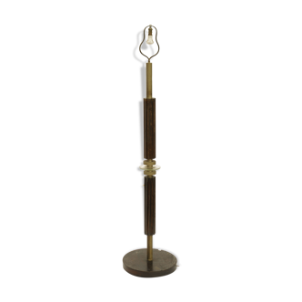 Art Deco-style lamppost