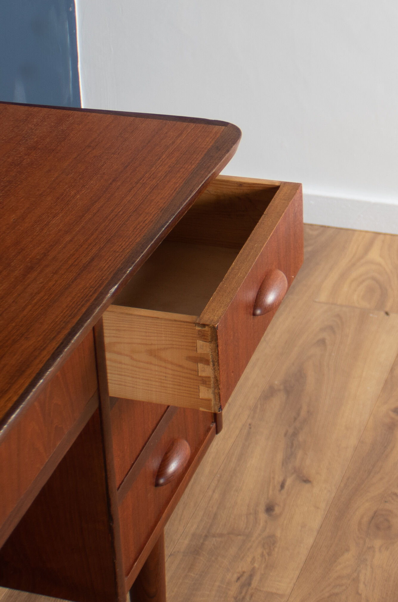 Teak 1960s Danish mid century desk made in Denmark
