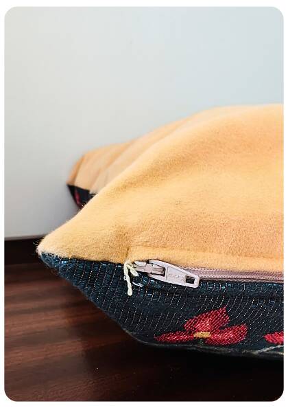 Coussin Pansu 'Mille Fleurs'