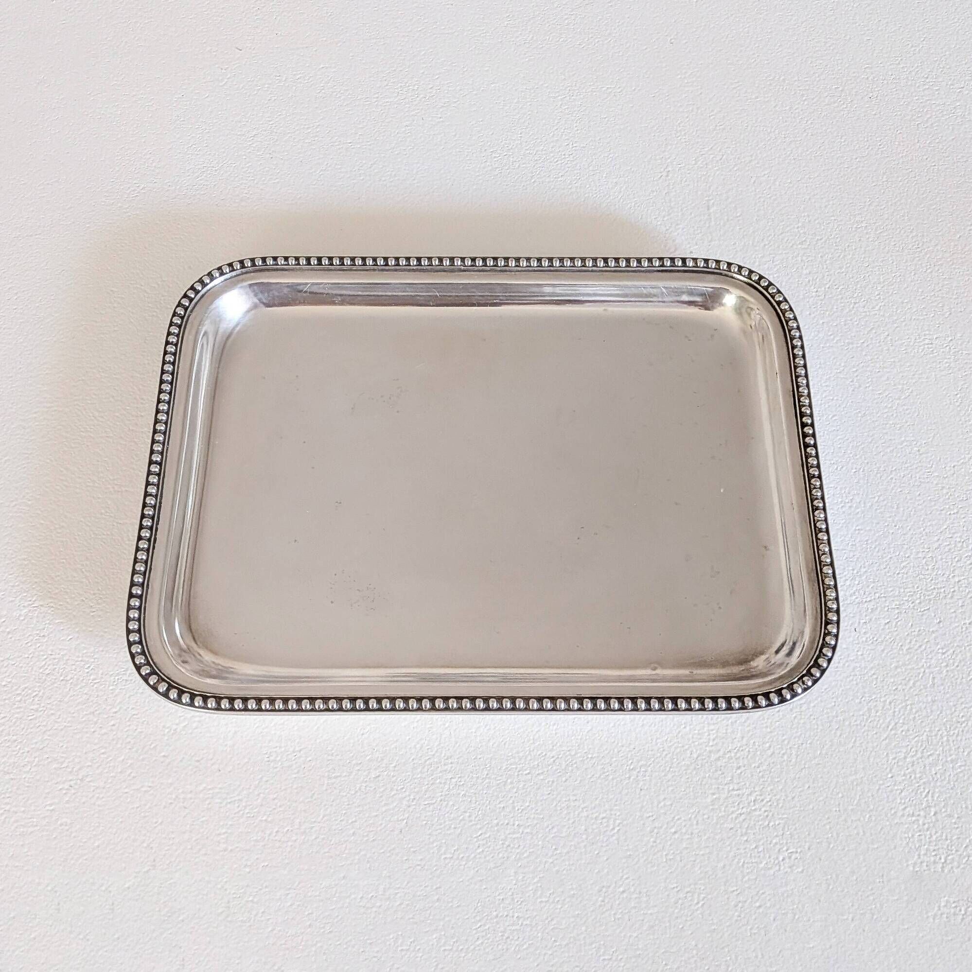 Liqueur service with 10 crystal glasses, solid silver and tray.