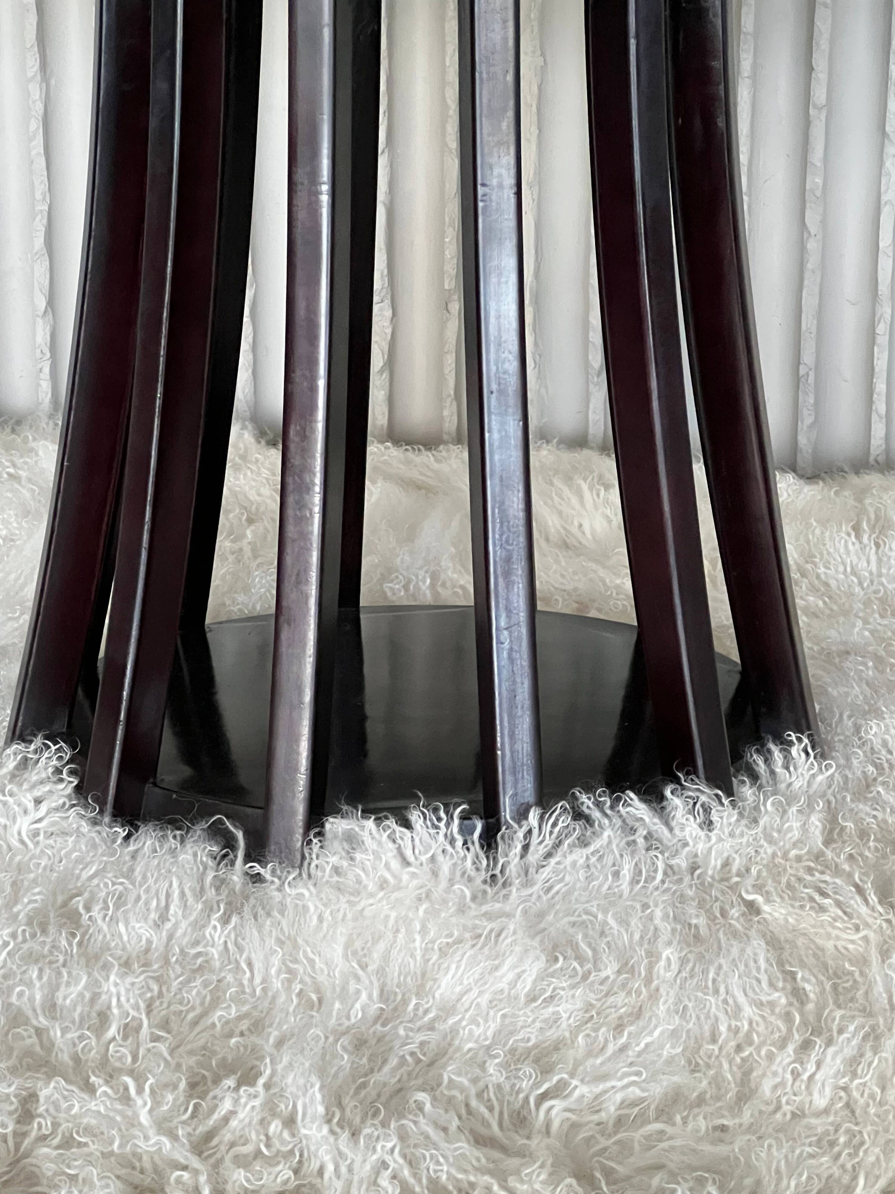 Extendable dining table by Angelo Mangiarotti