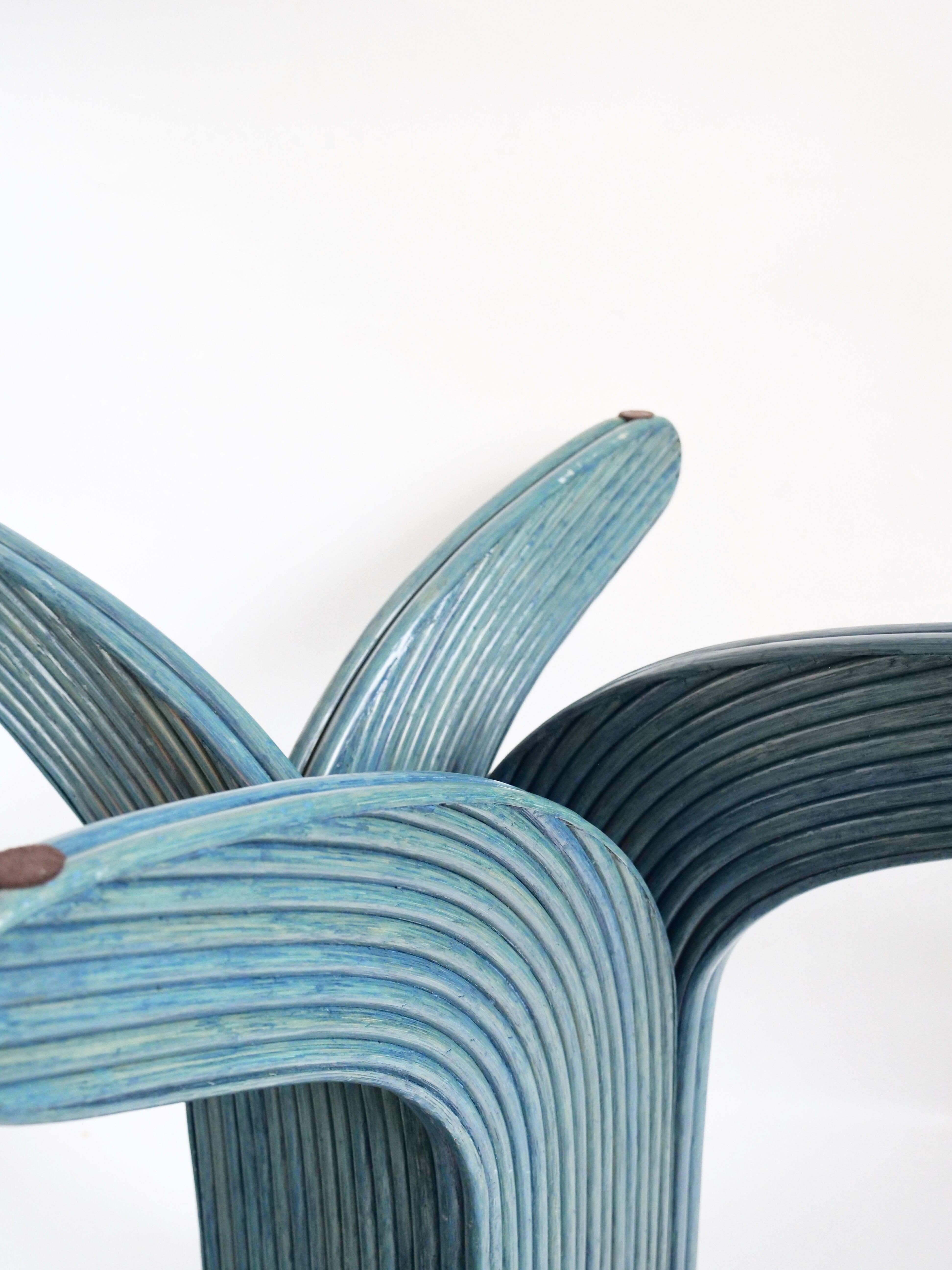 Living Del Sud dining table by Maurizio Mariani and Giusto Purini