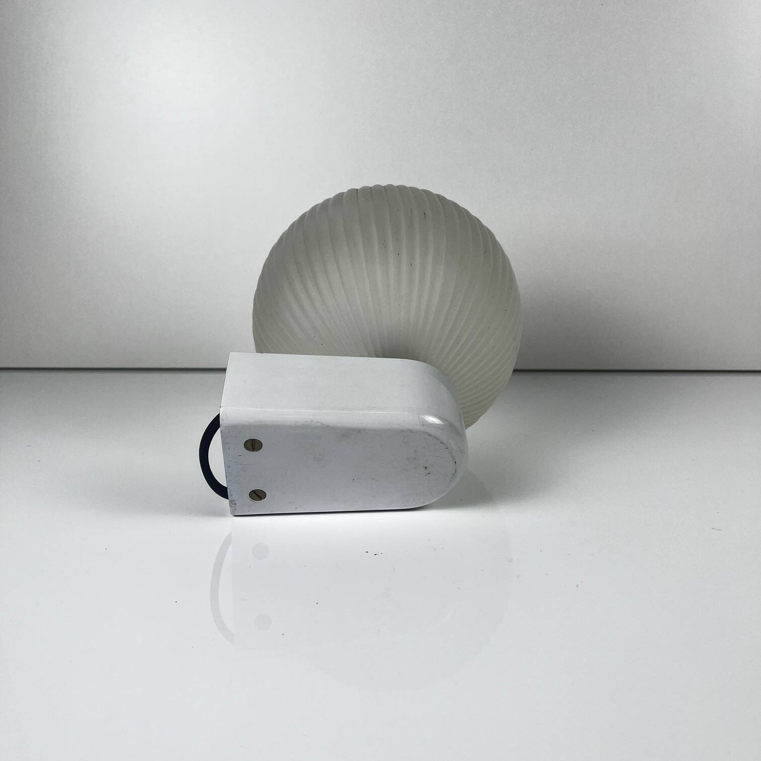 Modernist INDA wall light, white, 1970