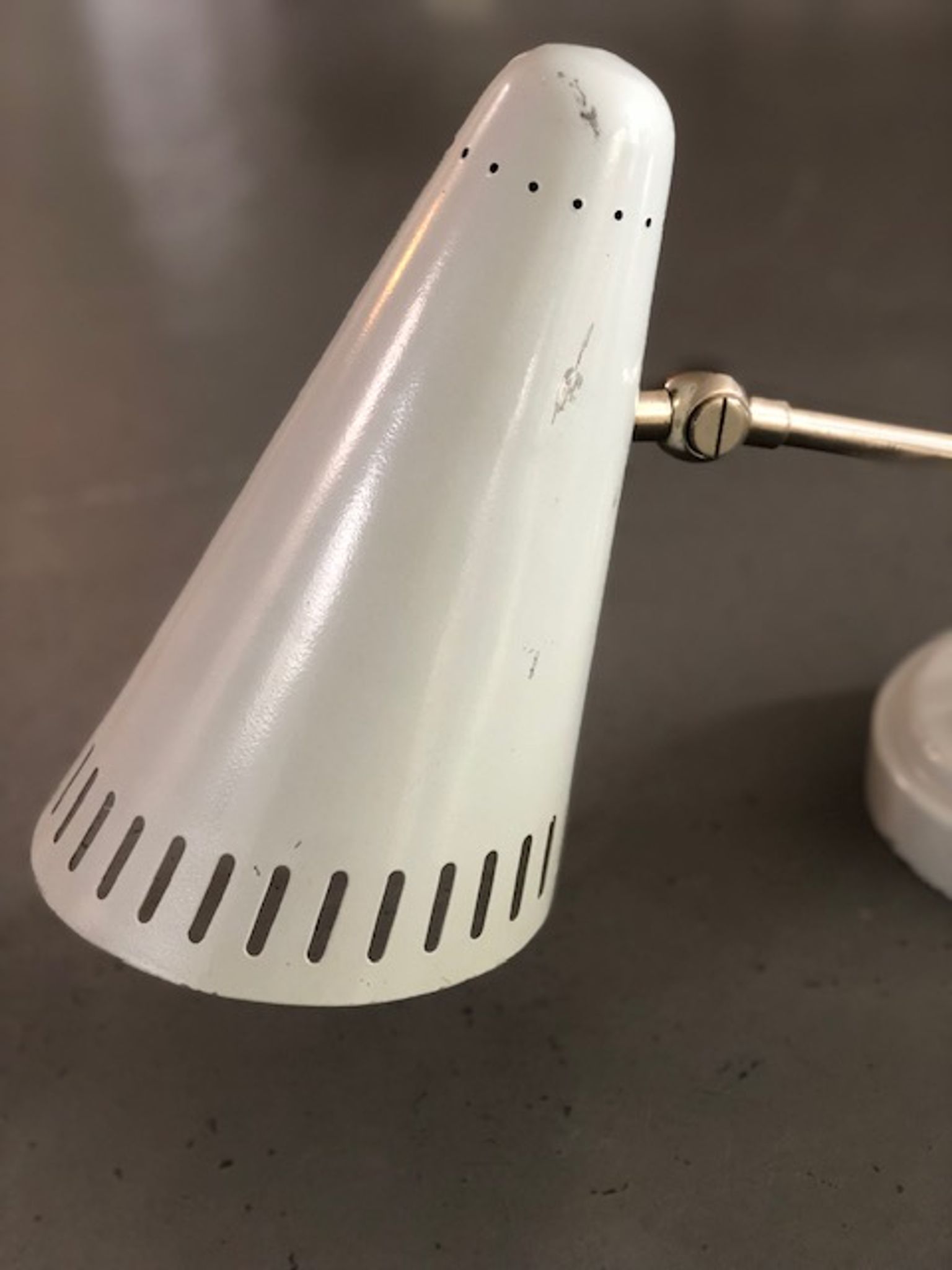 Bauhaus wall lamp in grey metal
