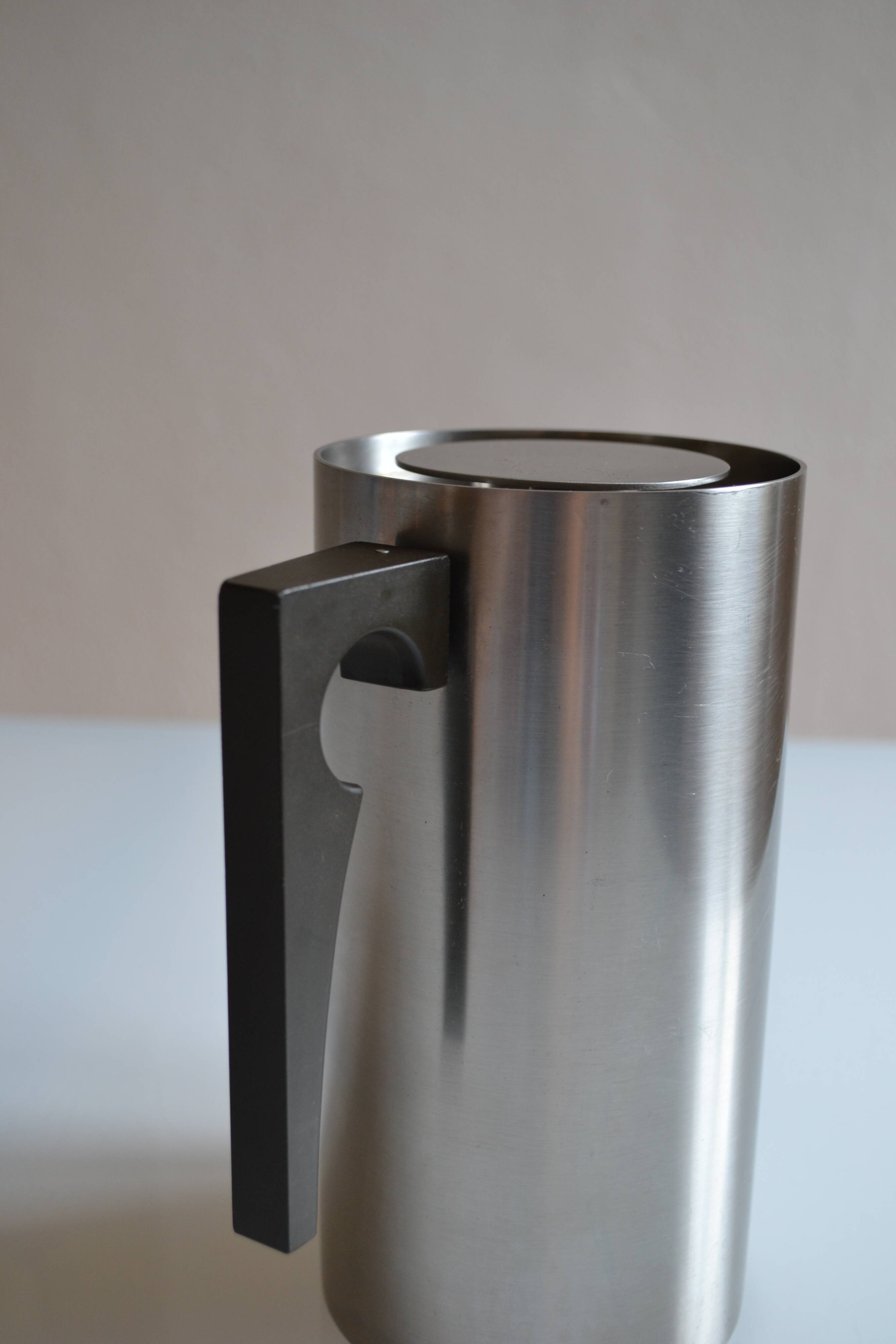 Cylinda coffee maker by Arne Jacobsen for Stelton in 1967 Scandinavian design