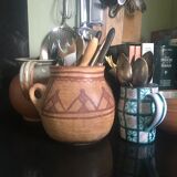 Berber terracotta engobe red