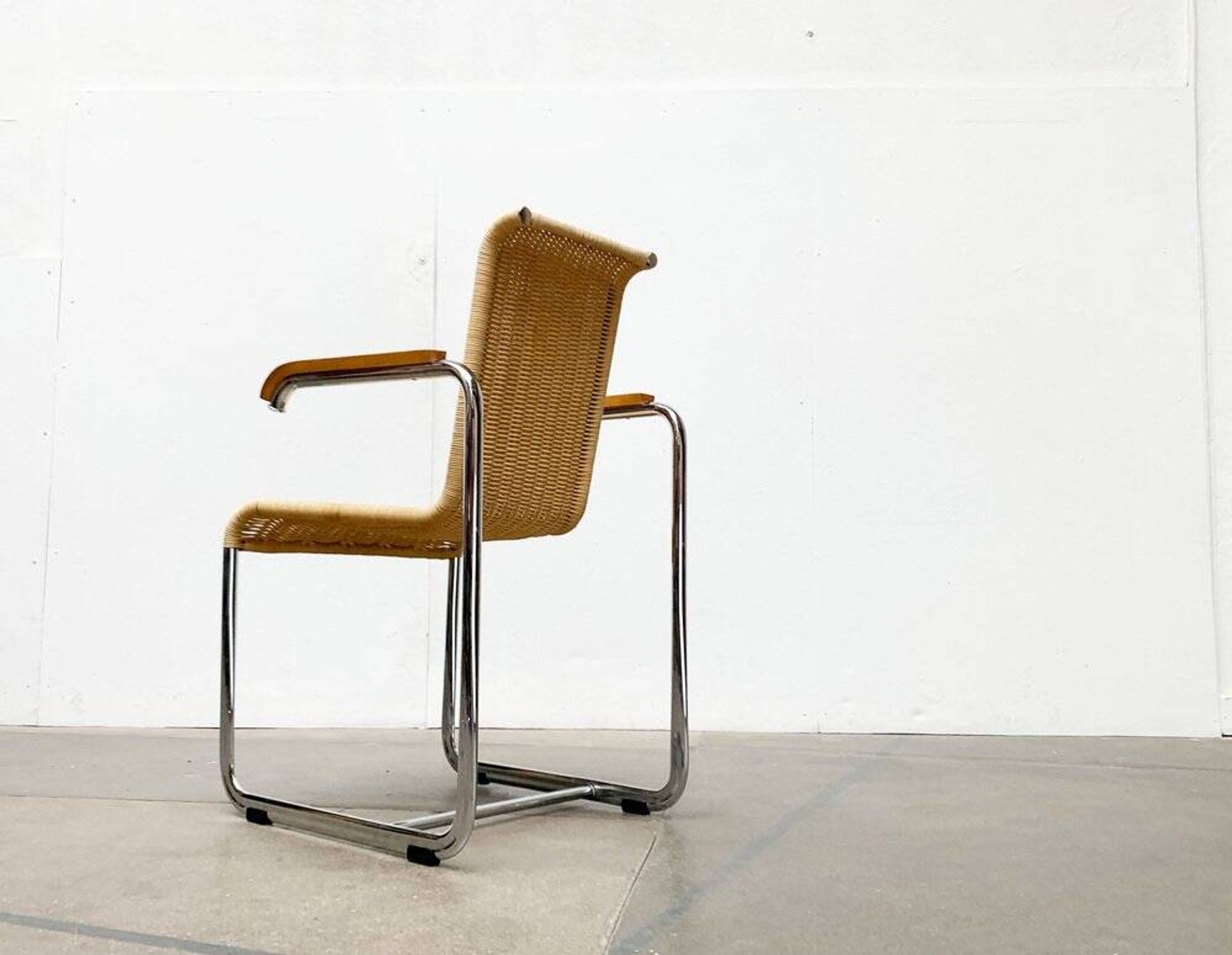 Vintage cantilever armchair D20 German by Tecta