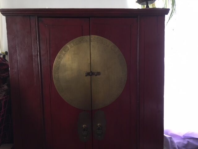 Chinese cabinet called Marriage