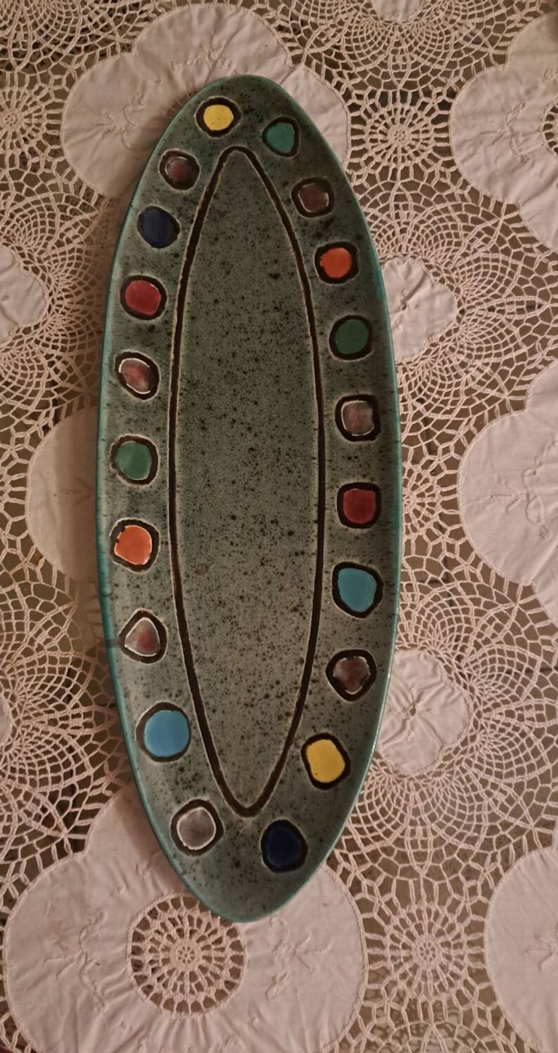Plat décoratif en céramique. Adolf Burkart