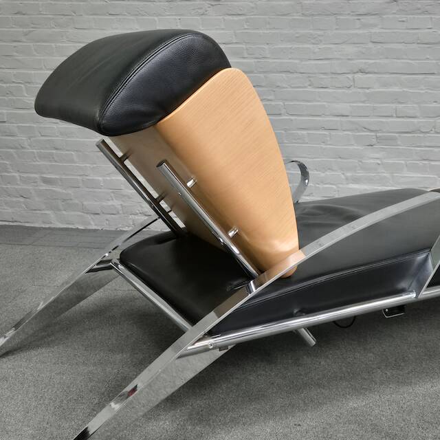 Black leather lounge chair futuro 3 by massimo iosa ghini for moroso - italy 1980's