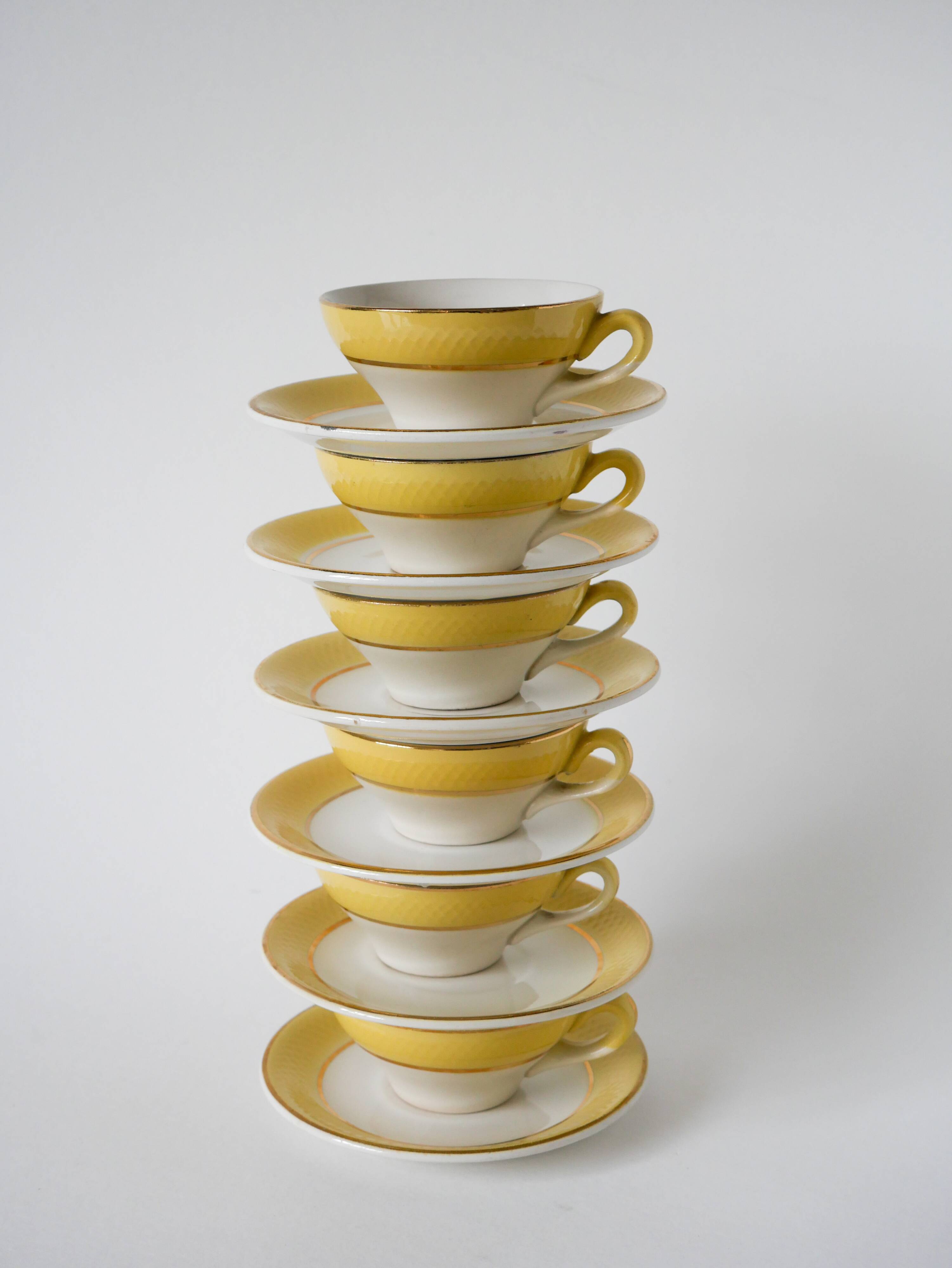 Badonviller Yellow Poussin honeycomb coffee service, composed of 6 cups, 1950