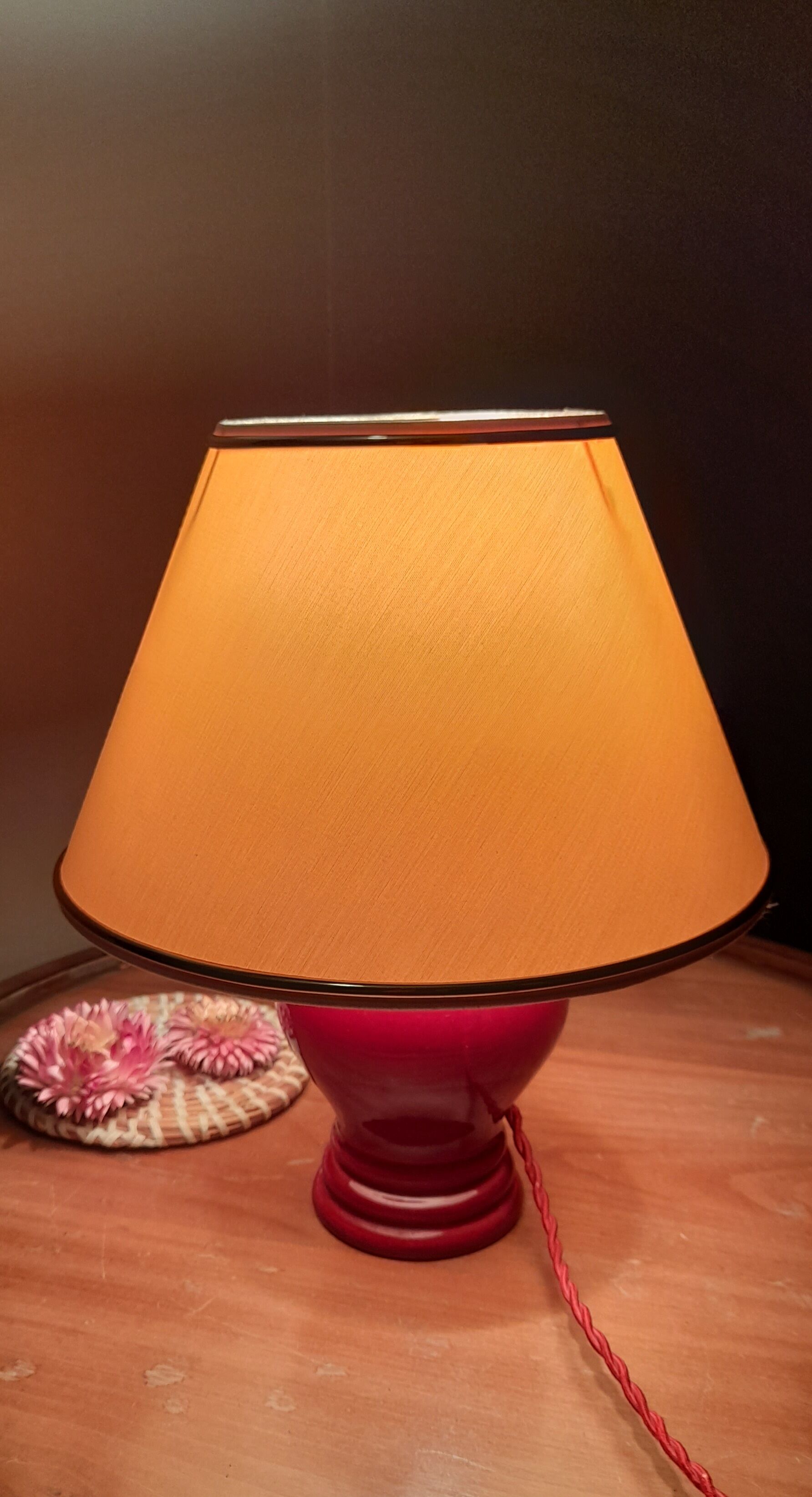 Ceramic table lamp