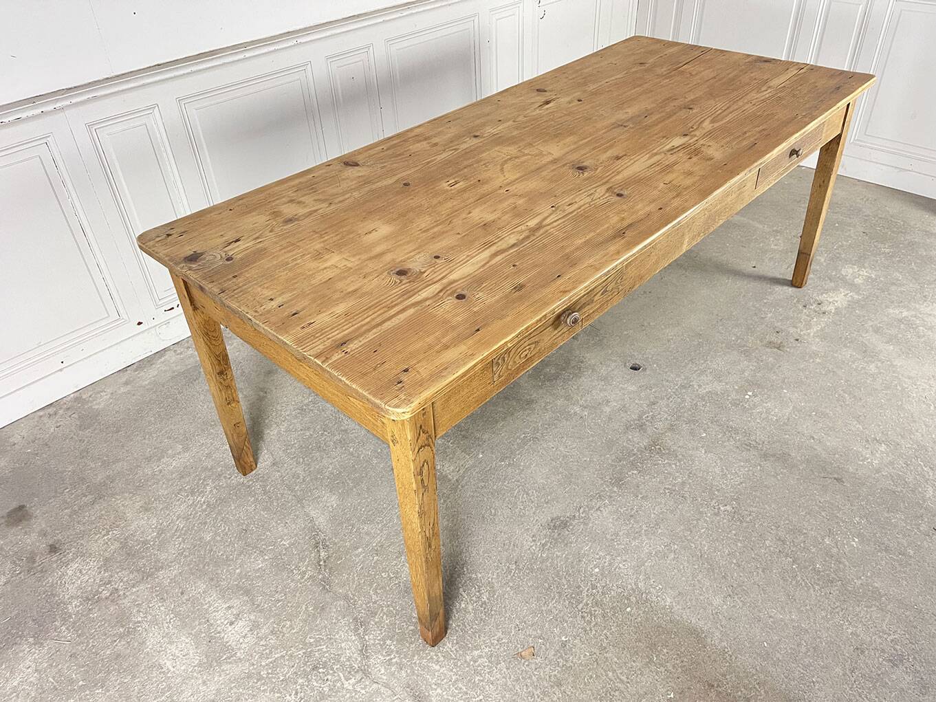 Table de ferme années 1920 "St Crepin"