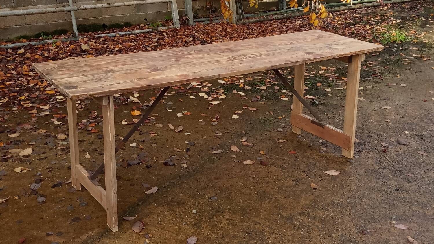Table de ferme pliante