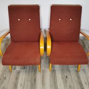 Paire de fauteuils by Jaroslav Smidek
