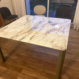 Square marble table