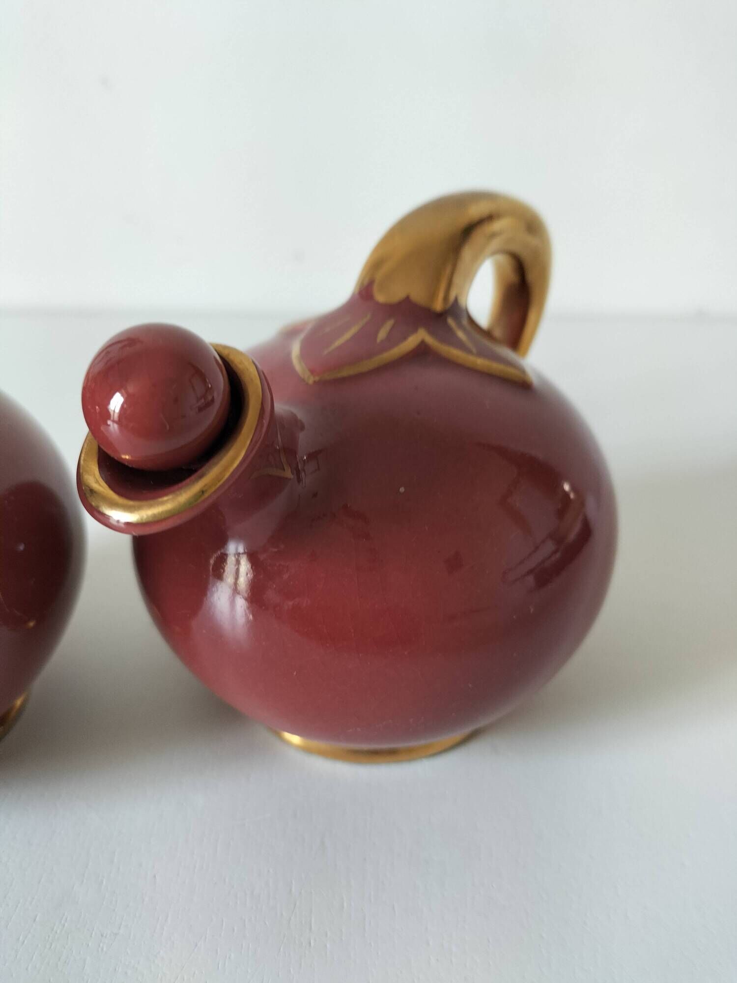 Two small pouring bottles Röd Rubin