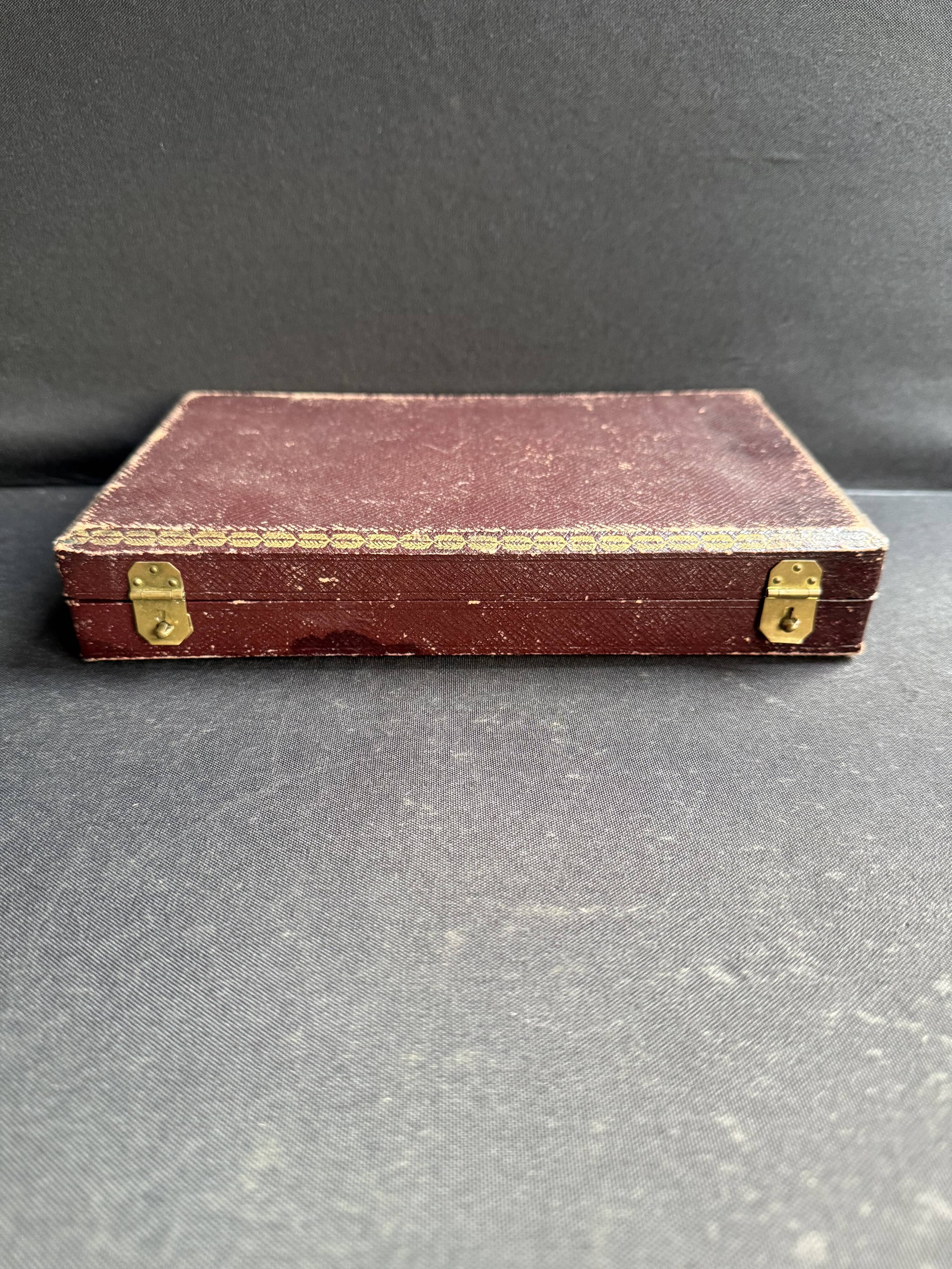 Box of 12 dessert knives – Silver-plated metal and stainless steel