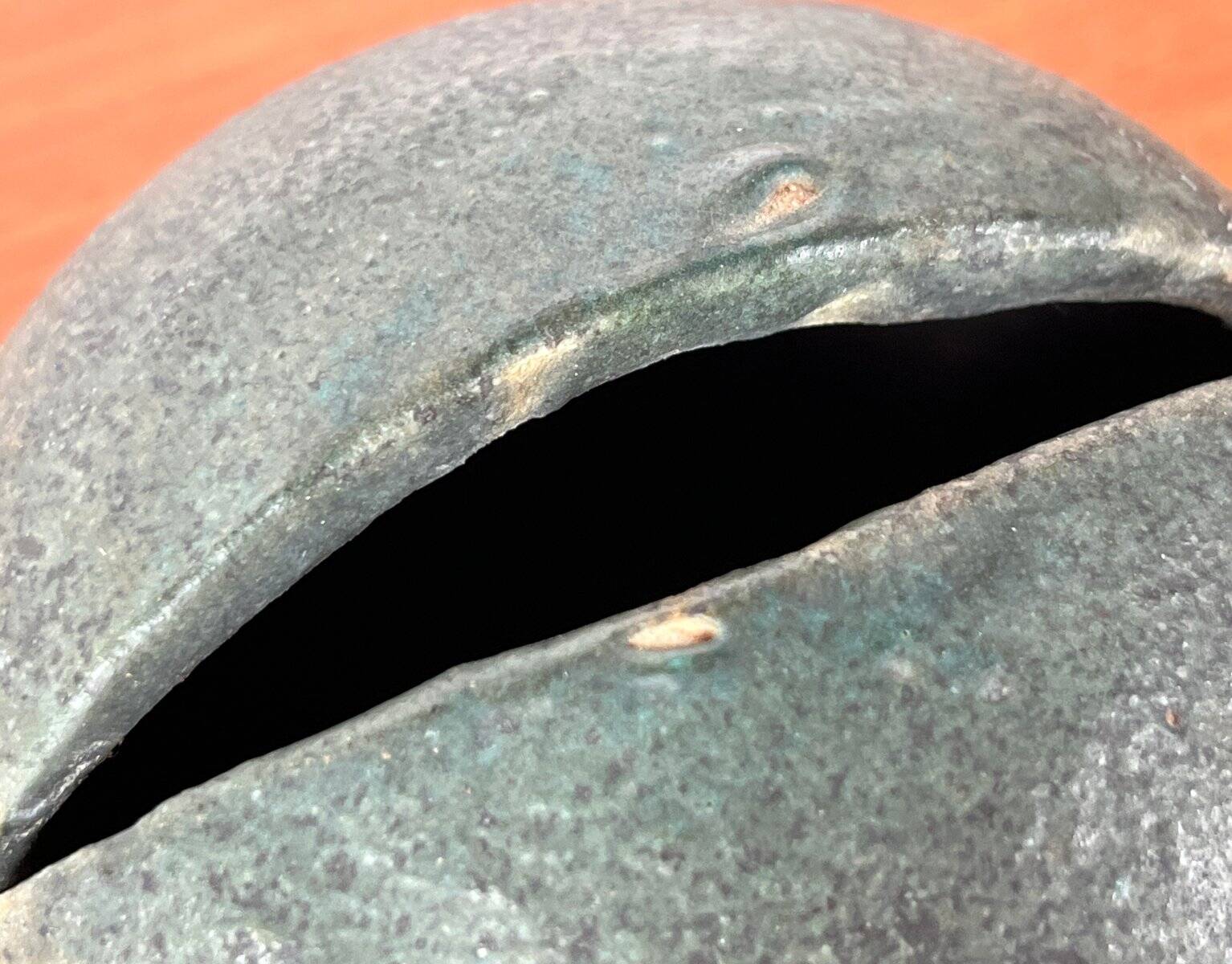 Minimalist vase by Dutch studio from the mid-century by Piet Knepper for Mobach, 1960s.