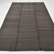 Tapis turc à fines rayures noires et grises (6 x 9 po), 183 x 269 cm