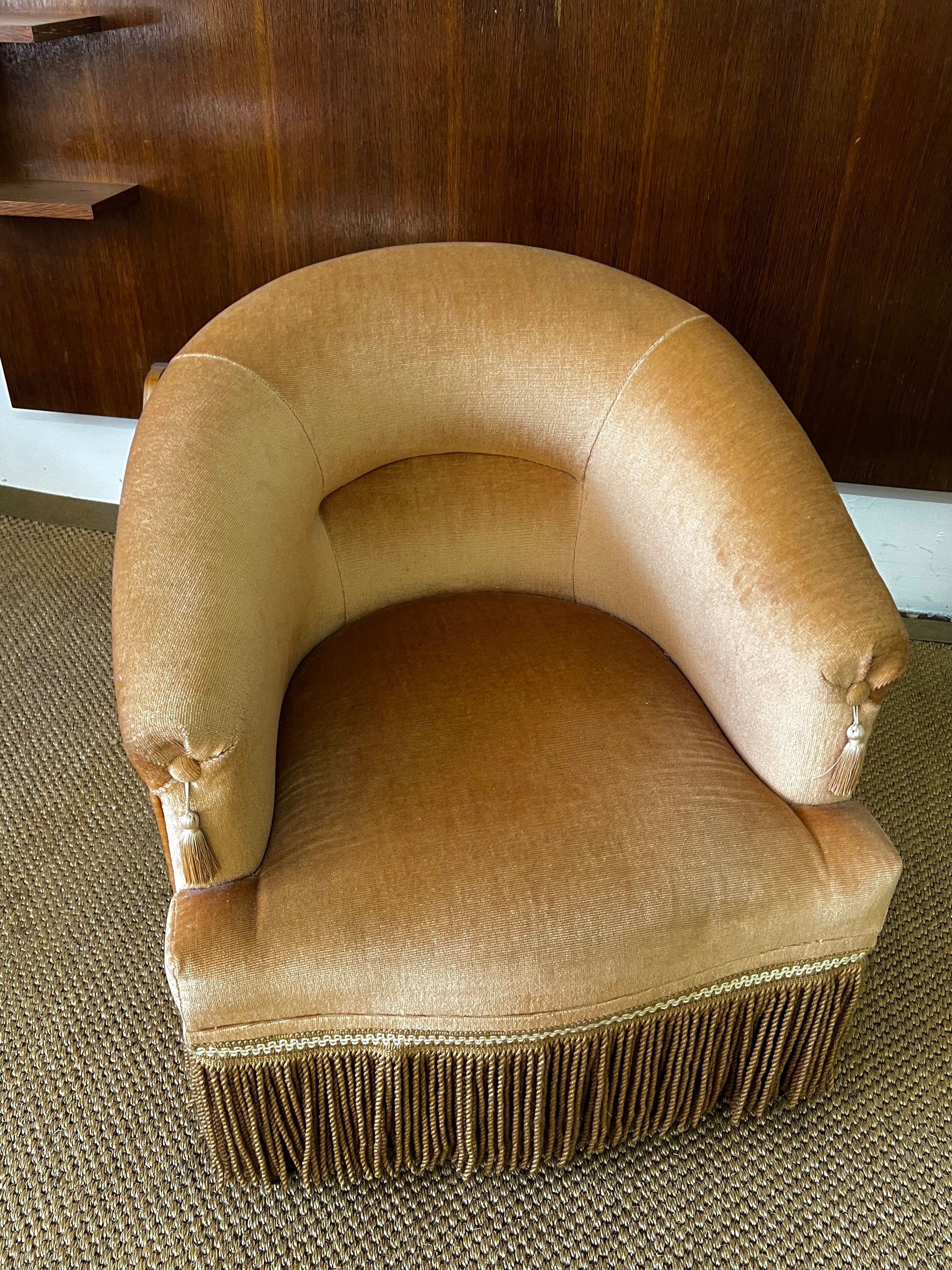 Yellow velvet toad armchair