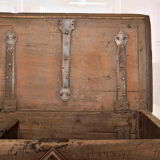 Oak chest early XVIIIth