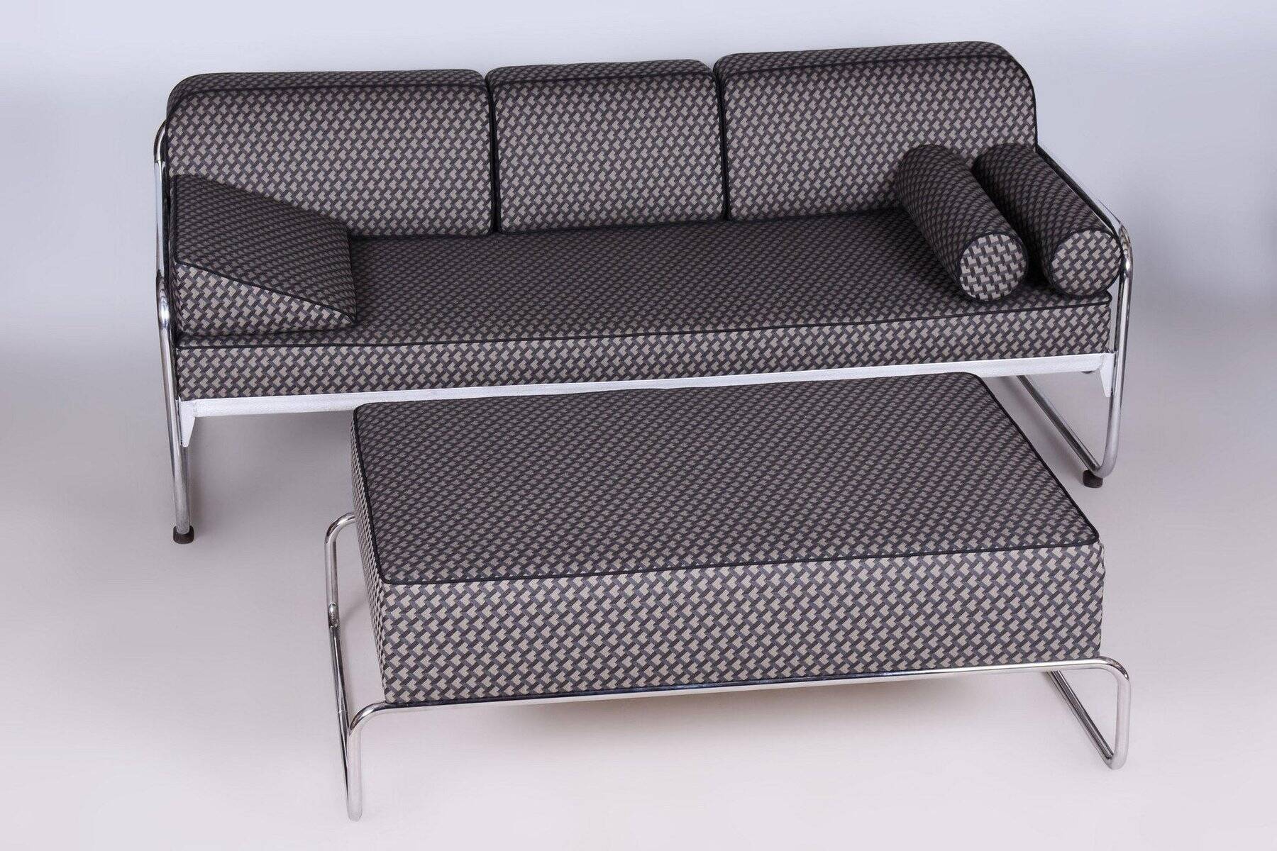 Bauhaus Sofa in Chrome & Upholstery attributed to Mücke-Melder, Czech, 1930s