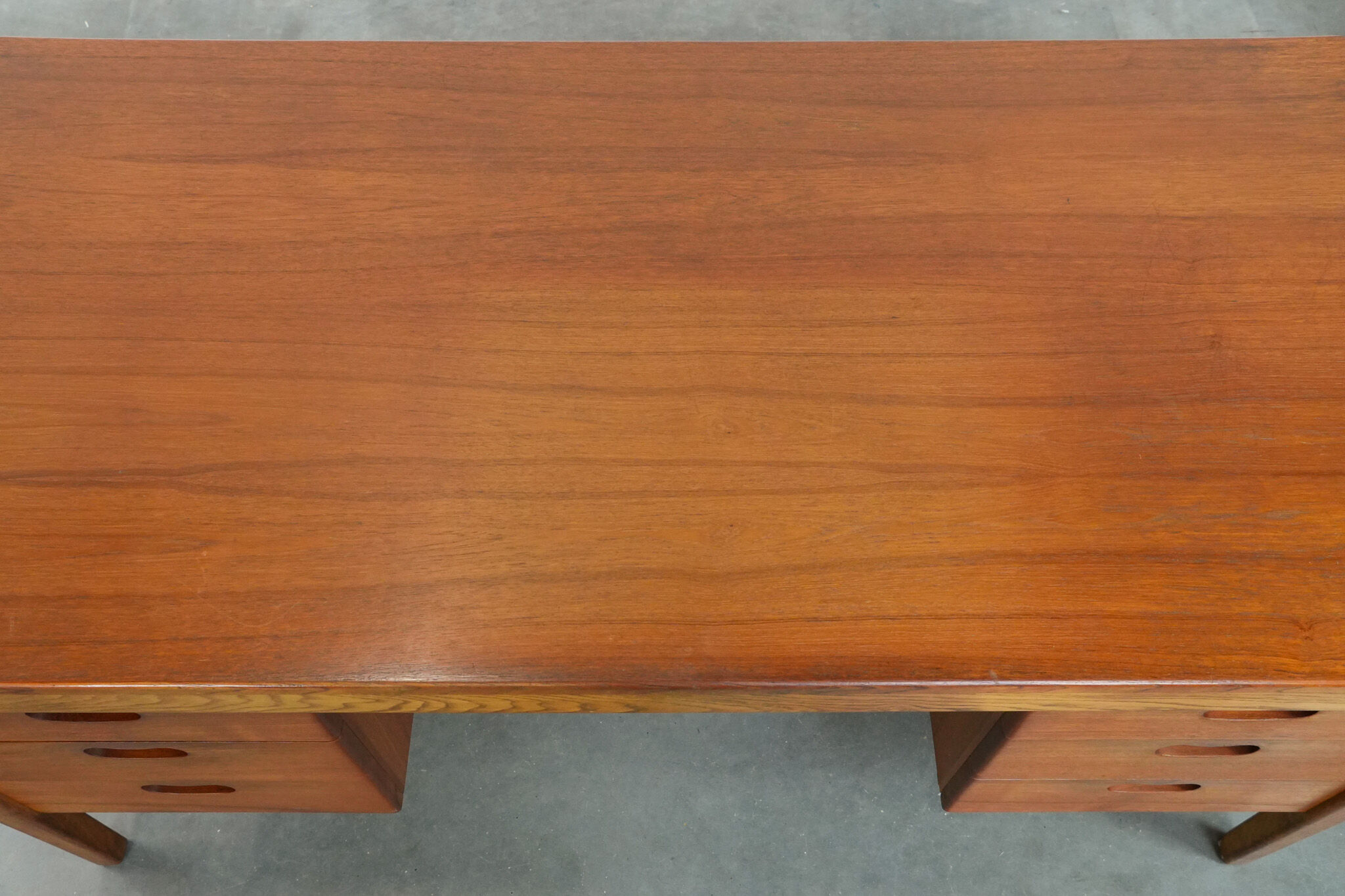 Vintage German design desk by Hartmut Lohmeyer for Wilkhahn with 6 drawers