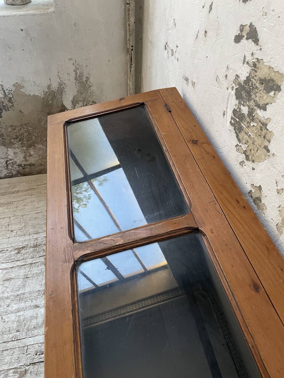 50s display cabinet side table