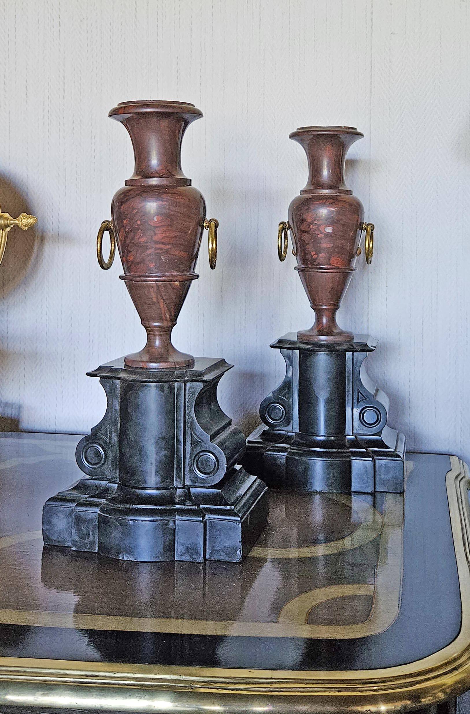 Antique Vases In Griotte Marble And Black Marble, Grand Tour, 19th Century