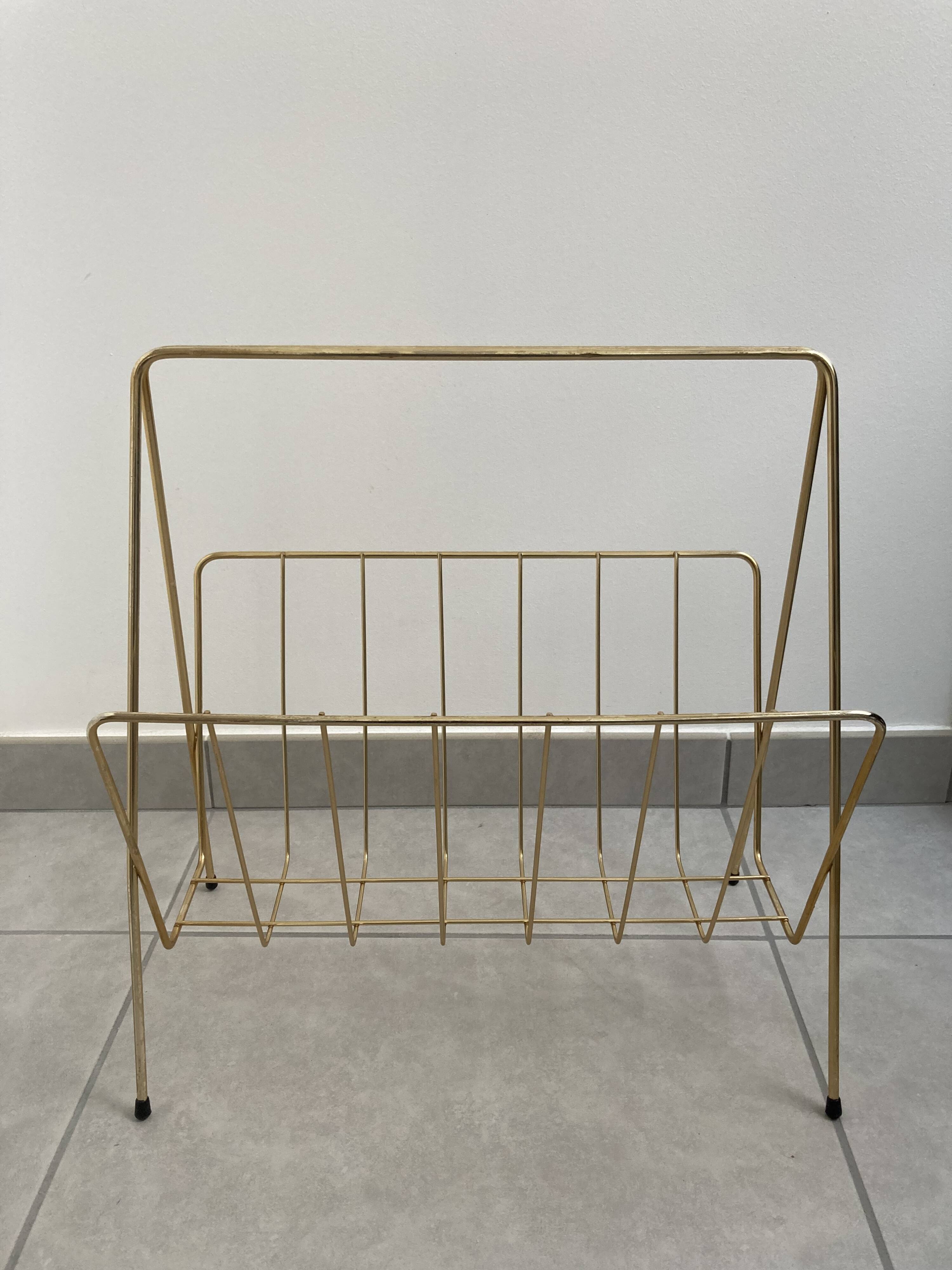 Porte-revues en métal doré, années 60
