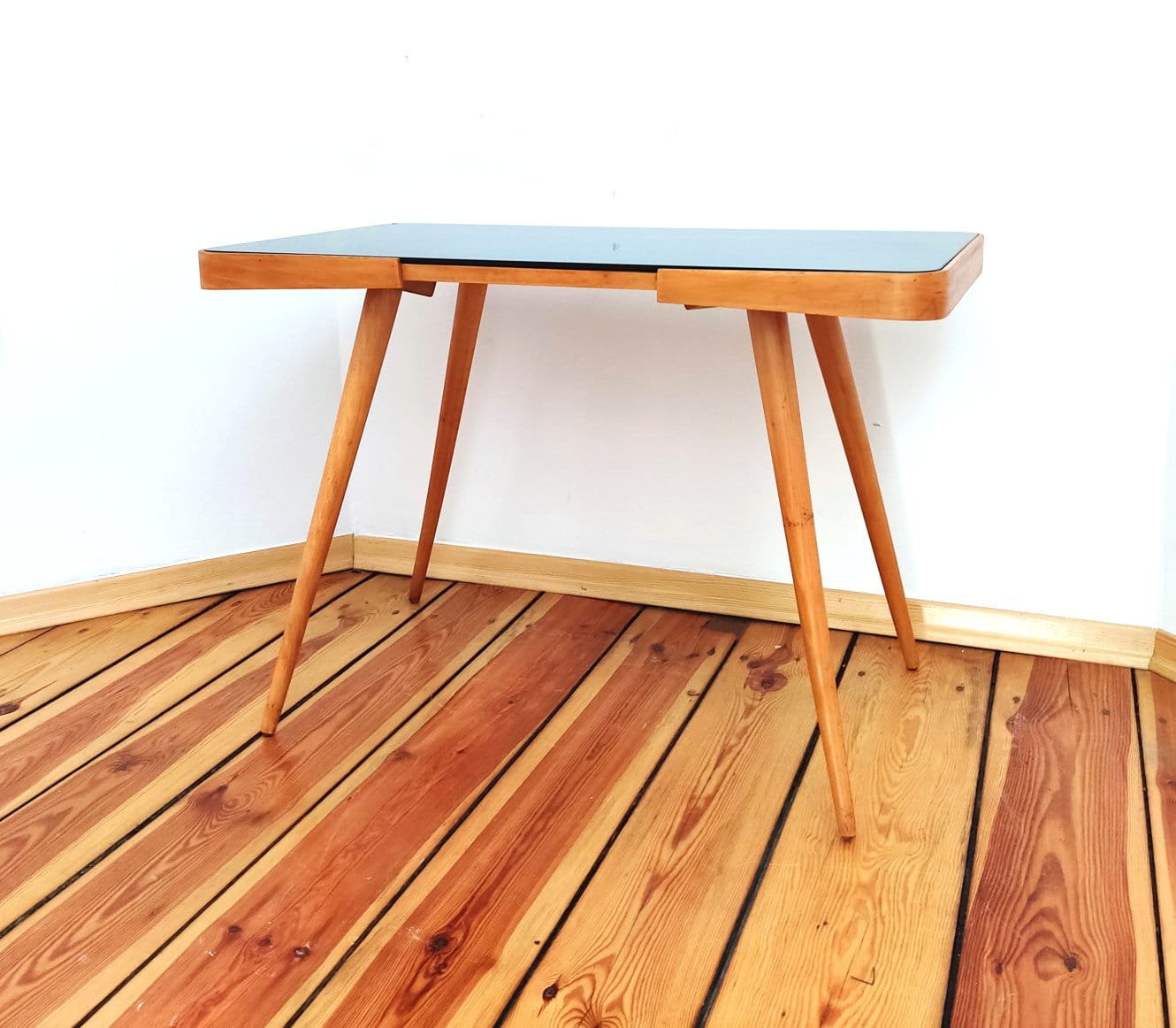 Table basse de J. Jiroutek pour Interier Praha Tchécoslovaquie, années 1960