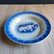 Hollow plate Moulin des Loups Hamage France, blue and white swan decoration.