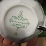 Lots of 8 cups and saucers
