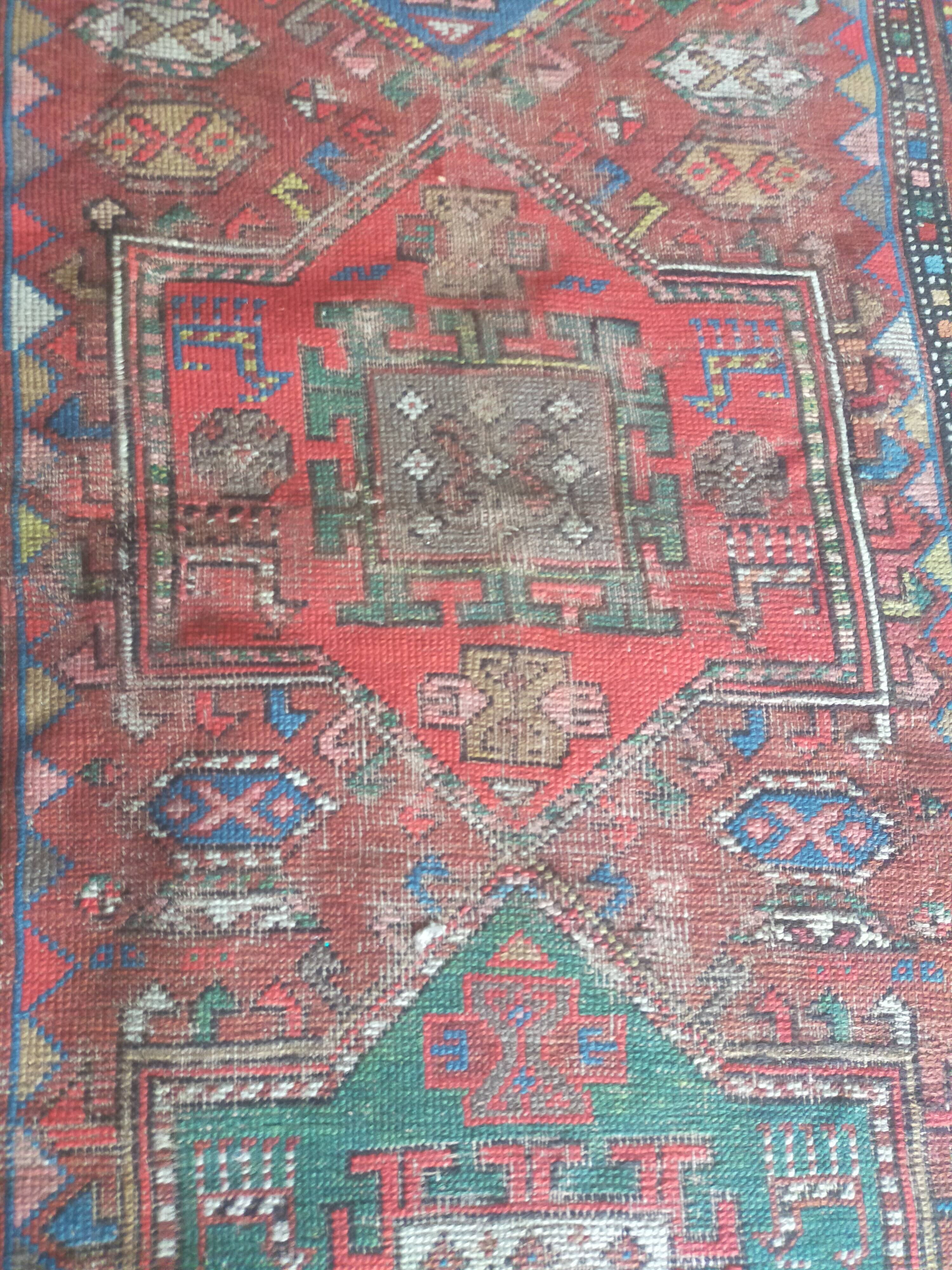 Vintage kilim carpet 197 x 130