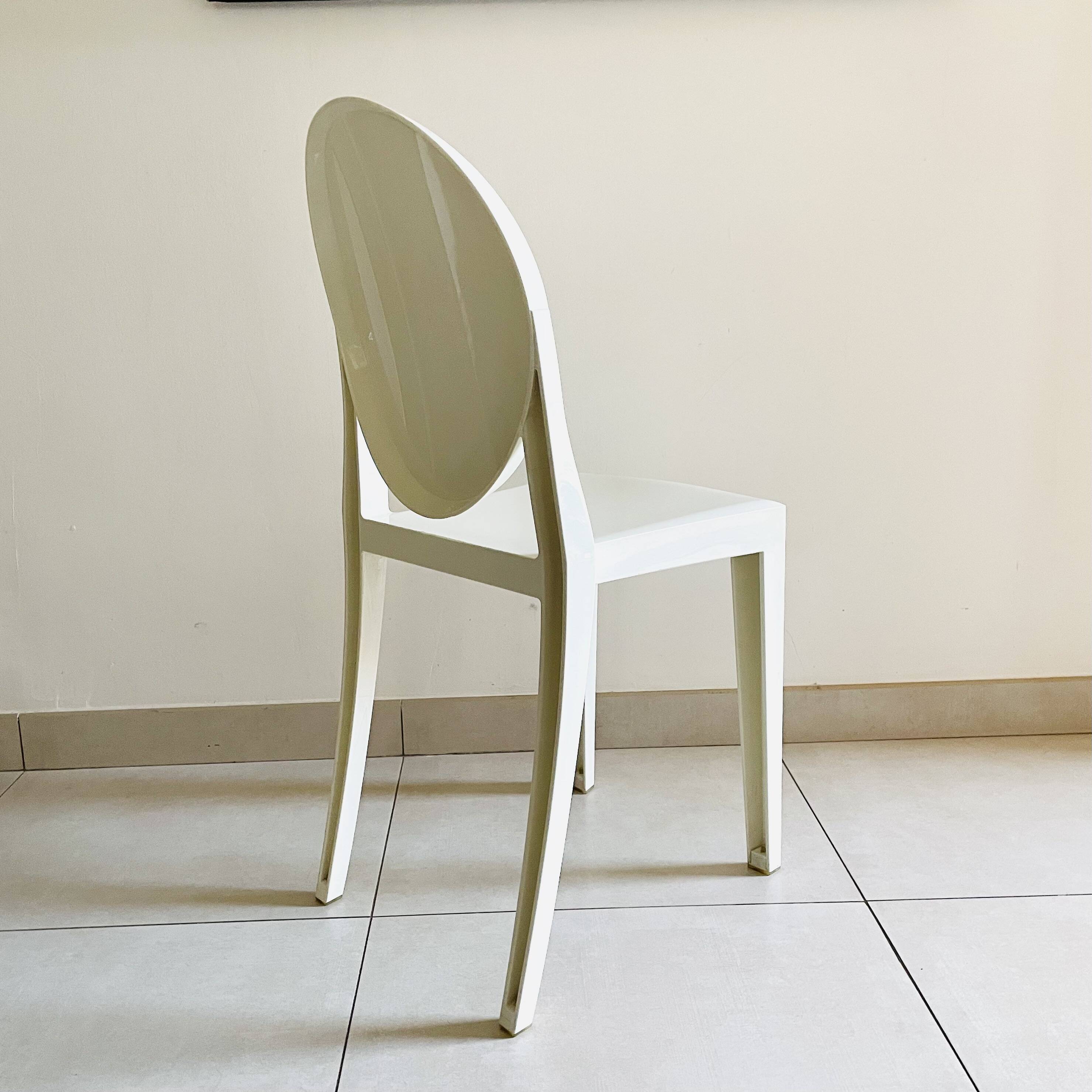 Victoria Ghost Chair by Philippe Starck by Kartell - White - Design Icon