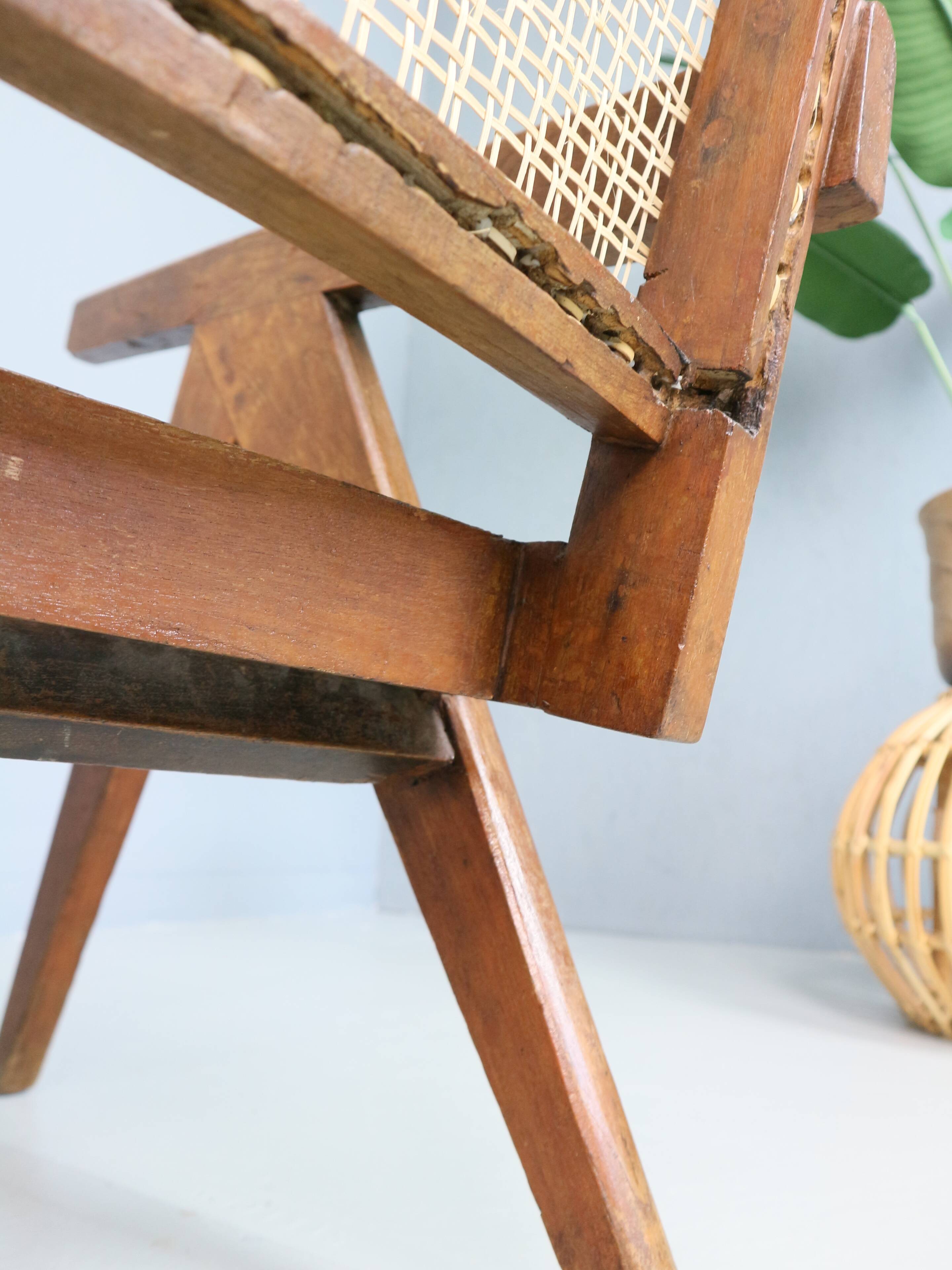 Pierre Jeanneret PJ-SI-29-A Easy Cane Chair / Authentic Mid-Century Modern